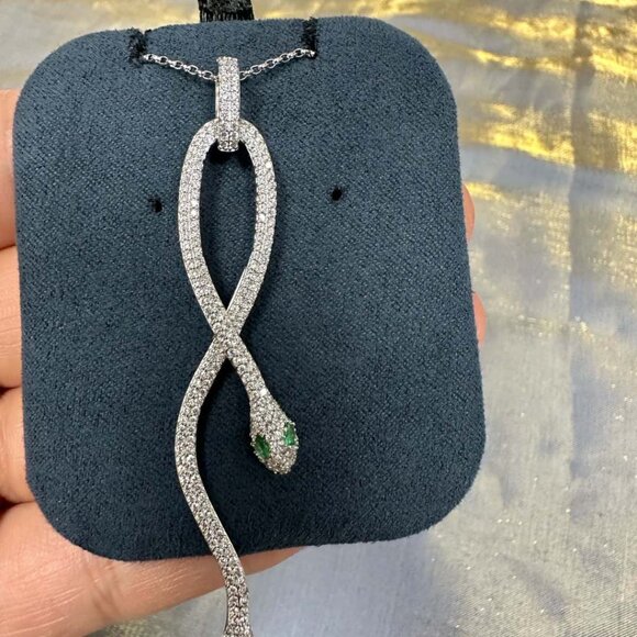 APM Monaco Kaa Hoop Earrings - Picture 4 of 6